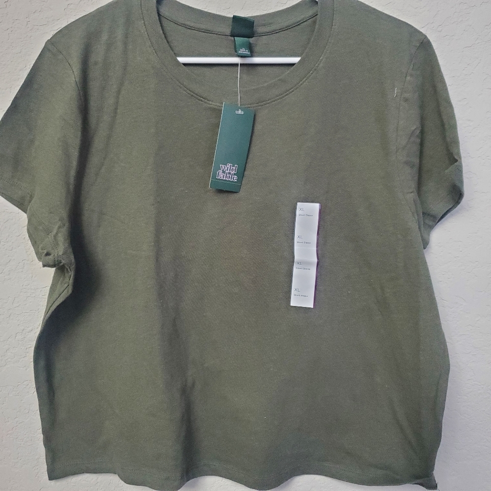 Wild Fable Green Plain Short Sleeve Shirt